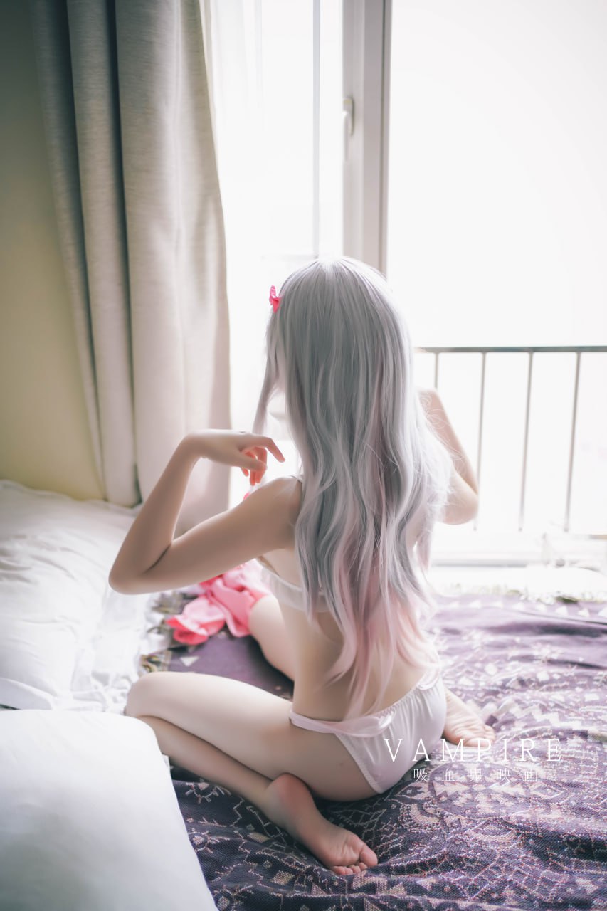 一个人的寂寞-琳娜写真馆